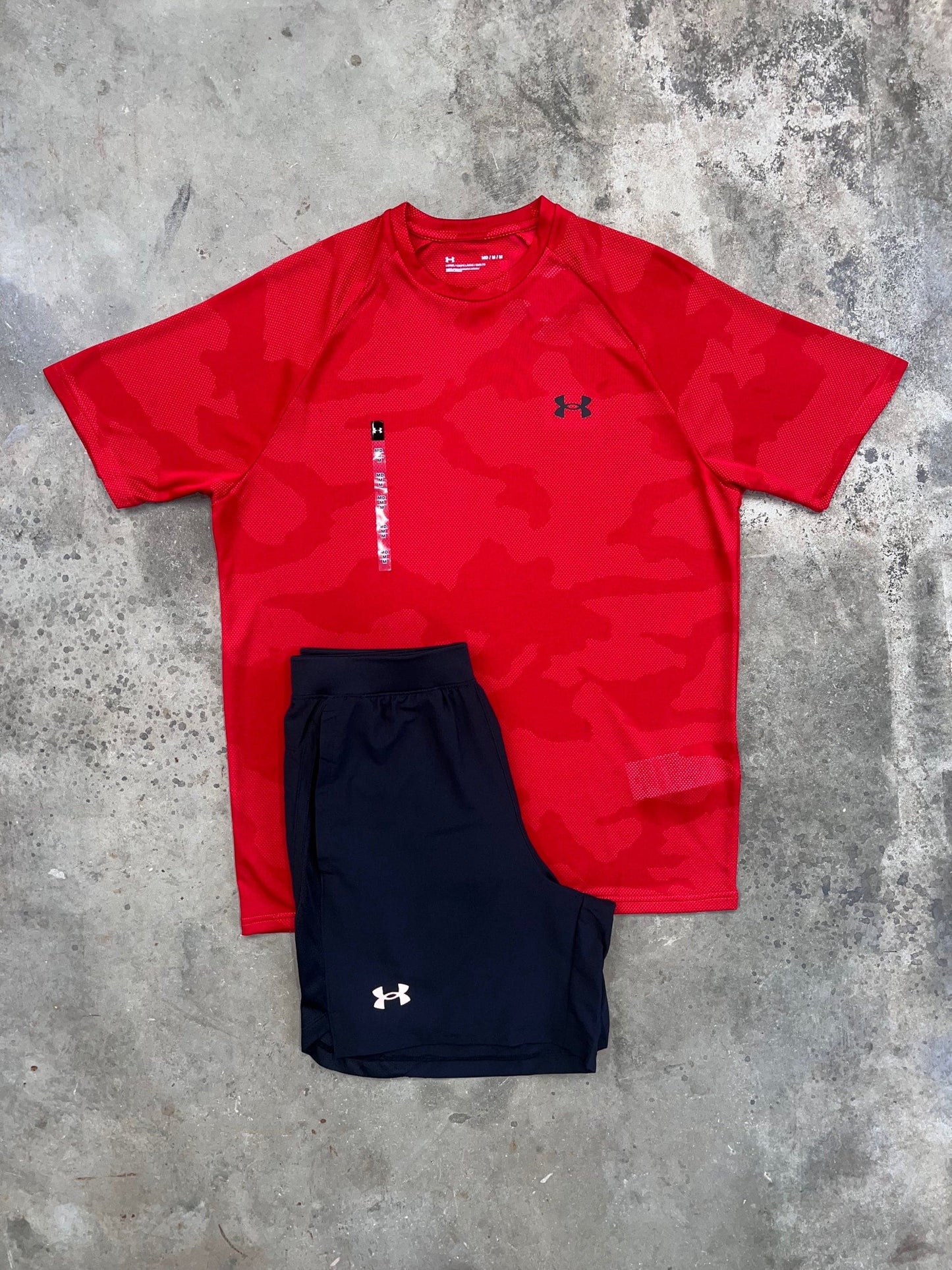 Under Armour Red Jacquard Set - T Shirt / Shorts