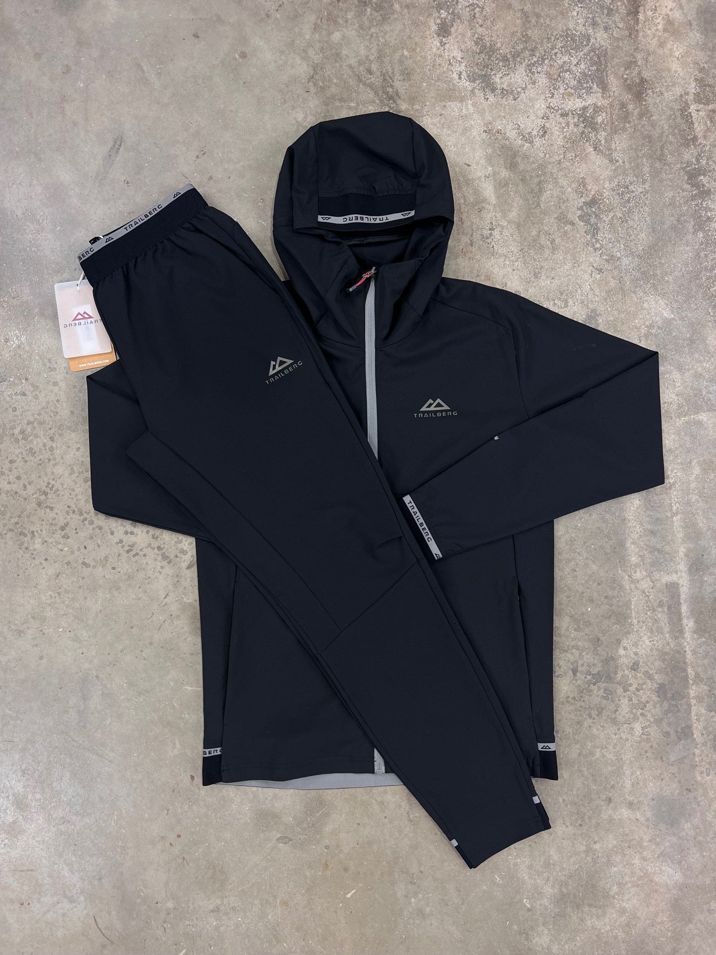 Trailberg Frontier Tracksuit - Black