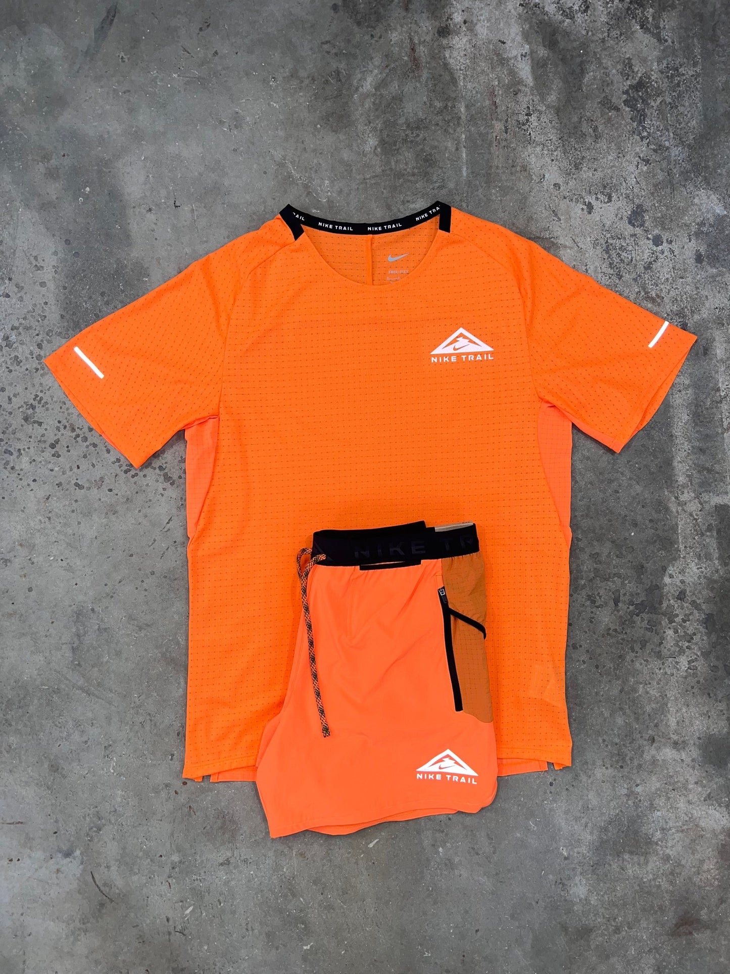Nike Trail Orange Set - T Shirt / Shorts