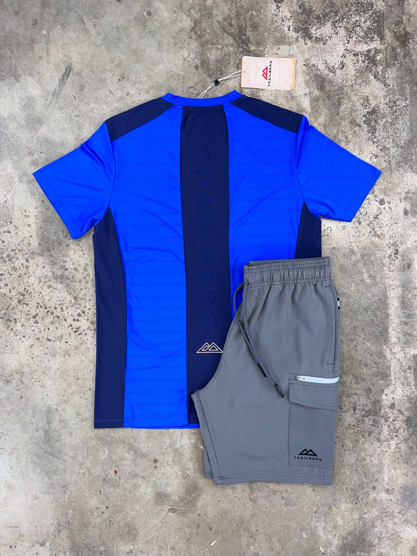 Trailberg Cloud/Solo Cobalt Set - T Shirt / Grey Shorts