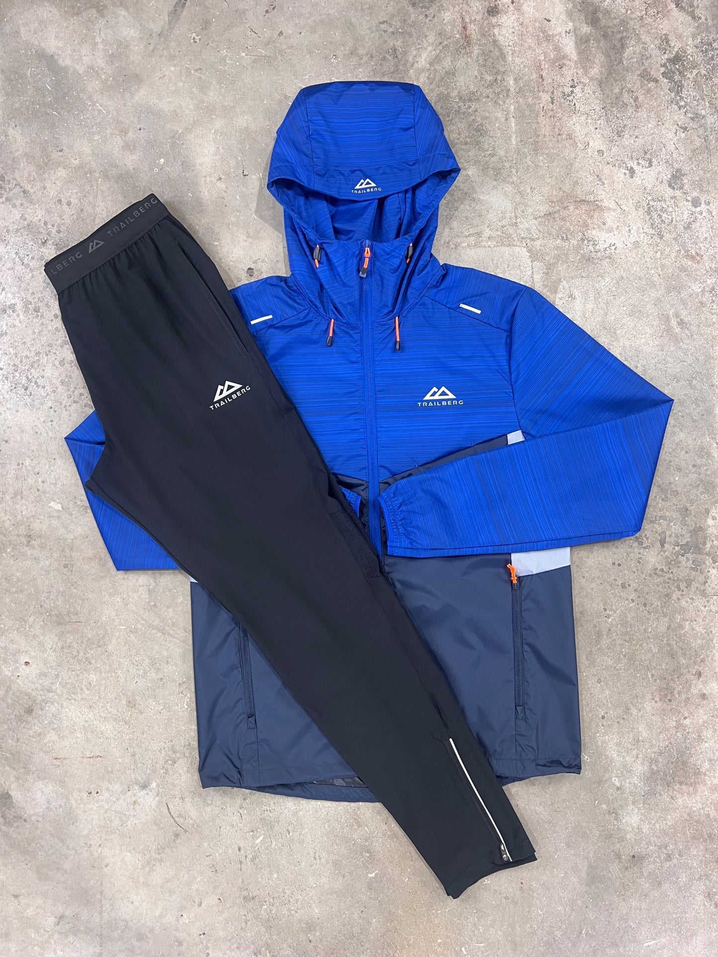Trailberg Space/Cloud 3.0 Blue Set - Windbreaker / Black Pants