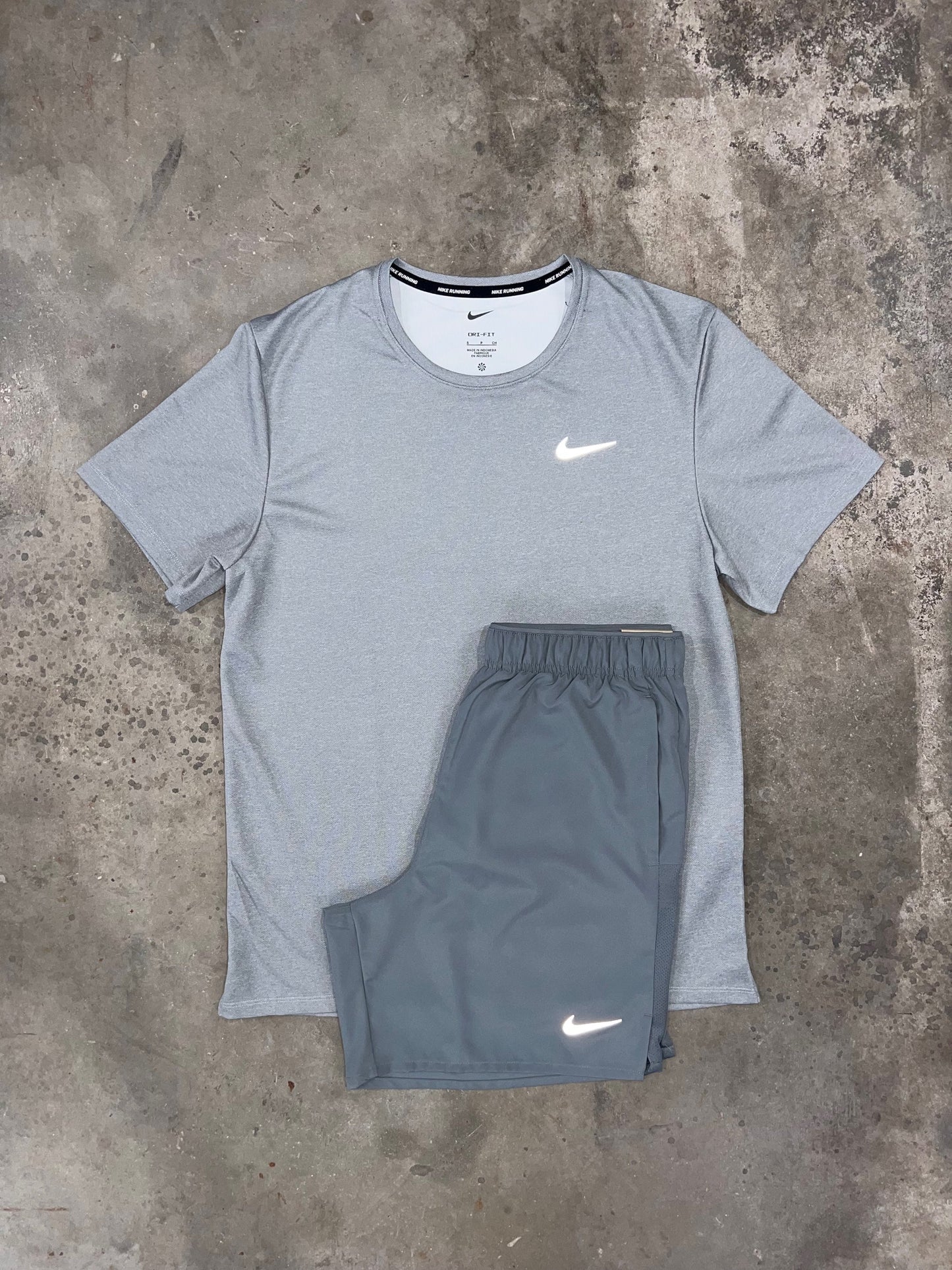 Nike Grey Miler 2.0 Set - T Shirt / Grey Shorts