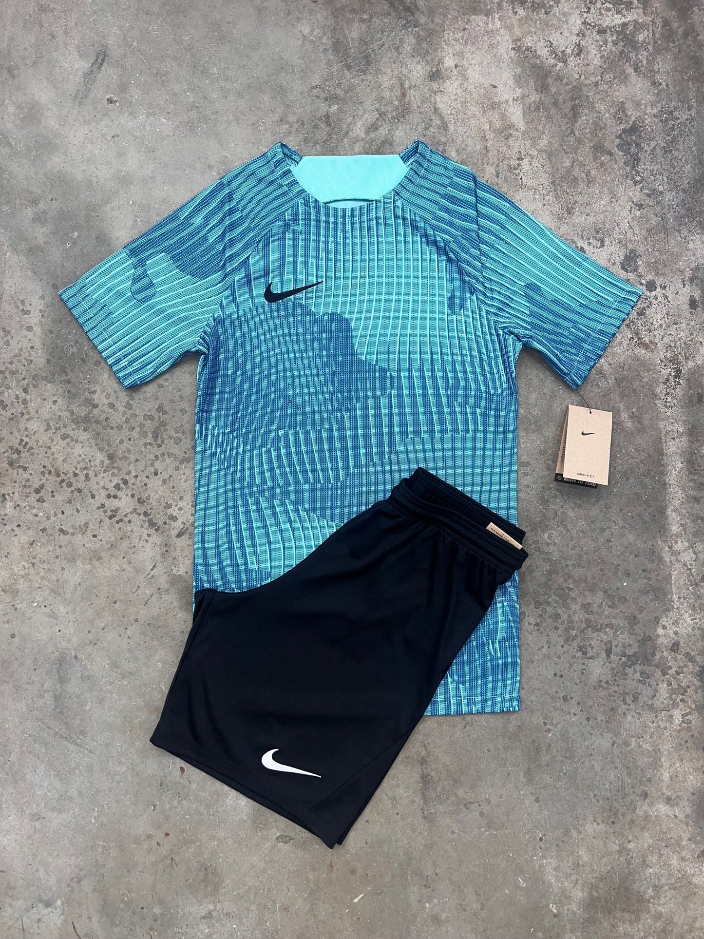 Nike Print Blue Set - T Shirt / Shorts